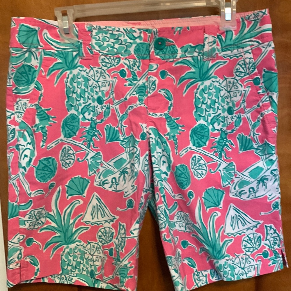 Lilly Pulitzer  shorts, size 6